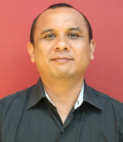 Santo Kurniawan 
