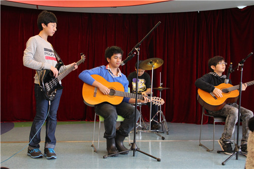 Colorful School Life-23